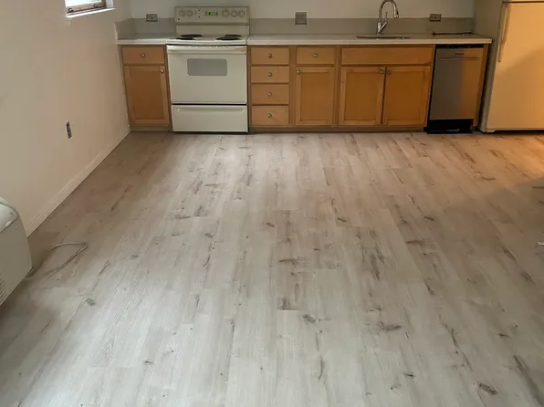 1134 SW Jefferson St APT 206, Portland, OR 97201