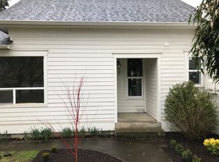 412 W Main St #C, Silverton, OR