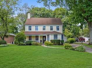 86 Summit Road, Port Washington, NY 11050