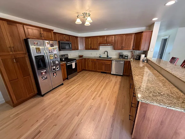 230 River Pl — Photo 12