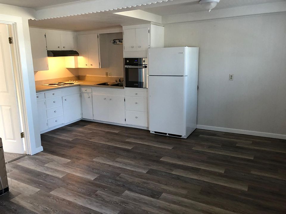 1st image of 1205 Cora St SE APT B