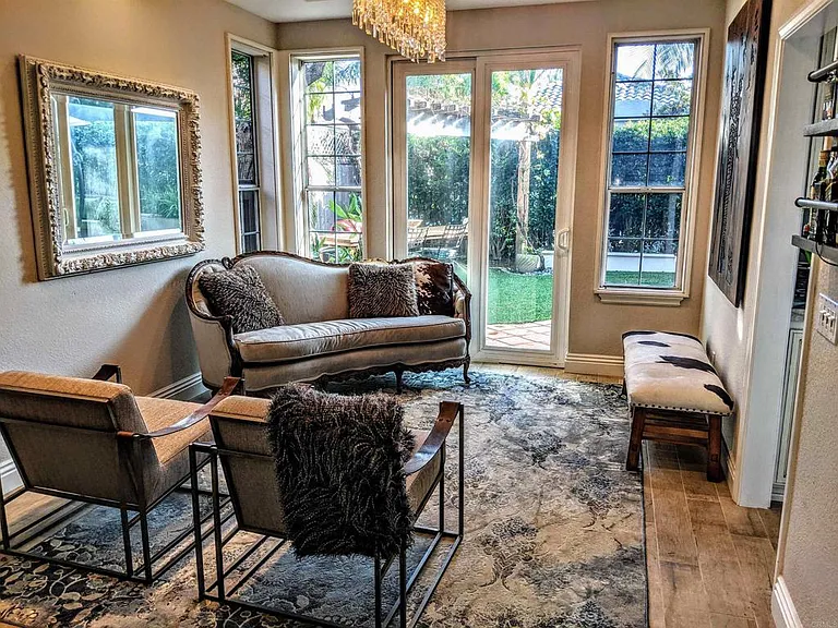 4381 Corte De La Fonda — Photo 9