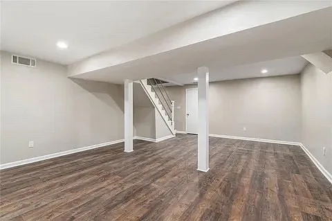 Vanguard Cir SW — Photo 37