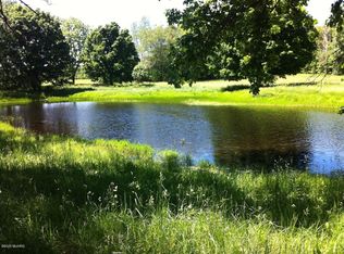 Mayflower Rd, Niles, MI 49120