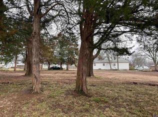 607 Madison St, Lyndon, KS 66451