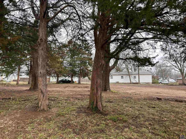 607 Madison St, Lyndon, KS 66451