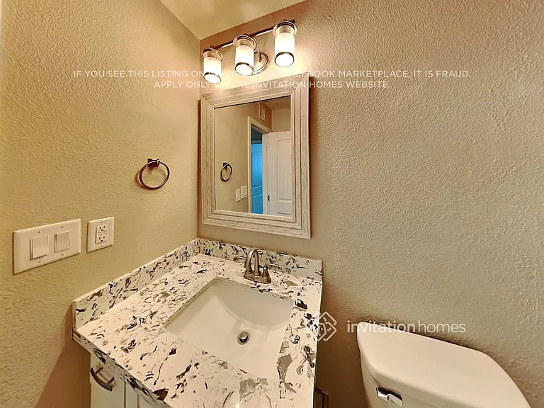 2028 E Minton Dr — Photo 16
