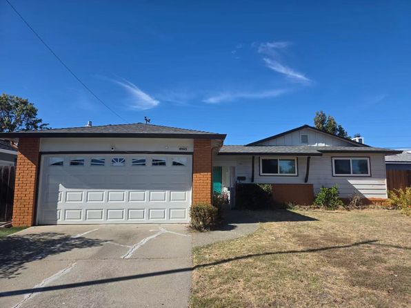 4945 Everglades Park Dr