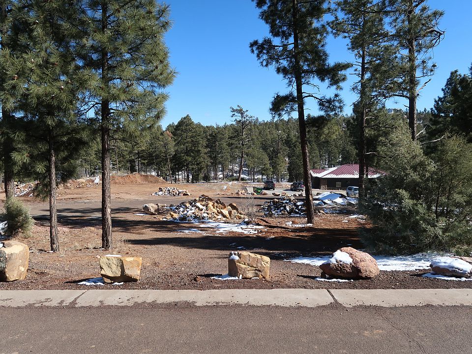 2nd image of 2561 S Marshalls Run