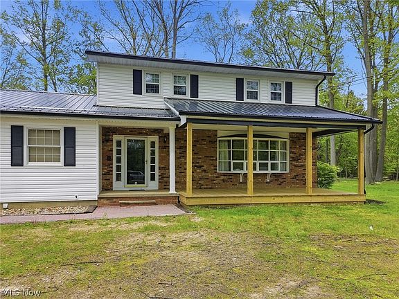 2nd image of 4001 Carpenter Rd