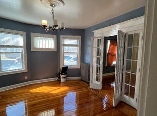 128 Mitchell St, Providence, RI 02907