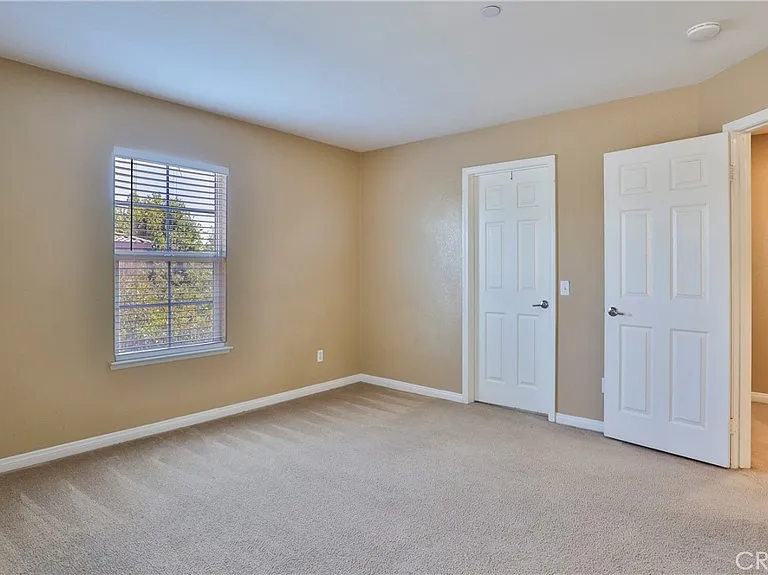 1765 Yvonne Ct — Photo 41