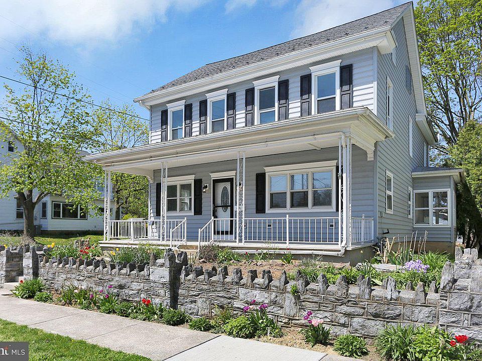 403 Maple St, Annville, PA 17003 Zillow