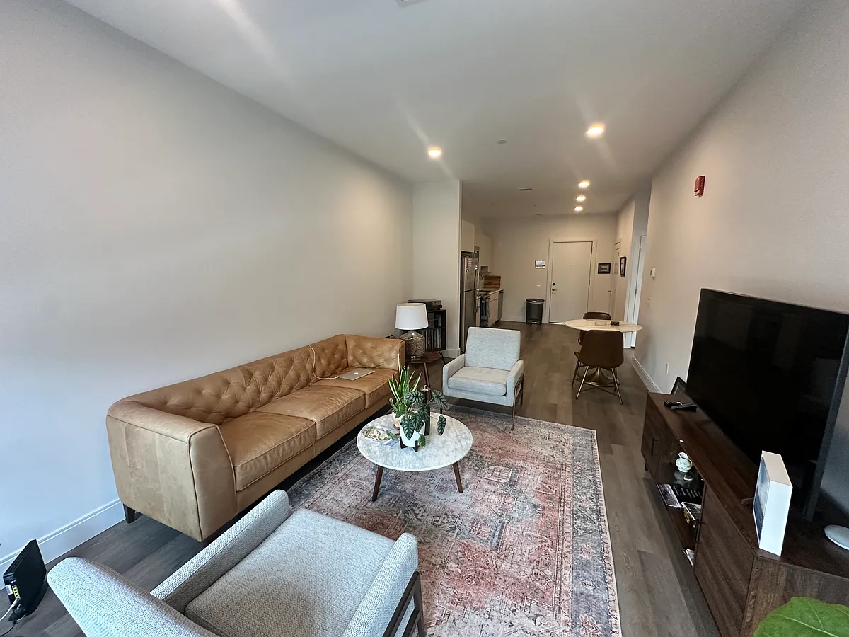 Building Photo - 951-959 Dorchester Ave #307