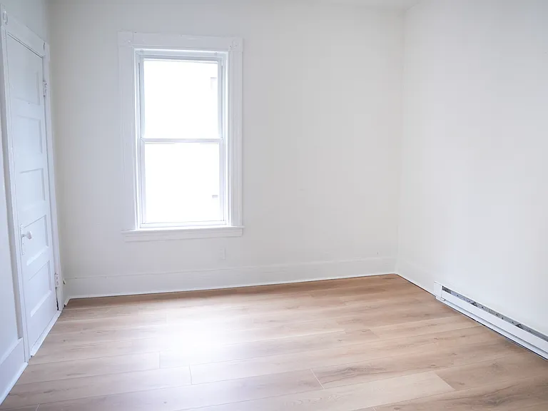 109 Merrifield St #2 — Photo 6