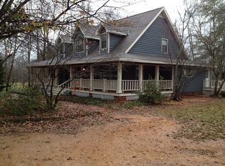1656 Ole Country Rd, Deatsville, AL 36022
