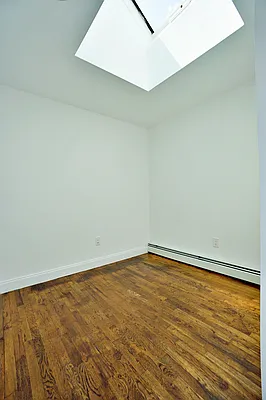Rented by Corcoran | media 23