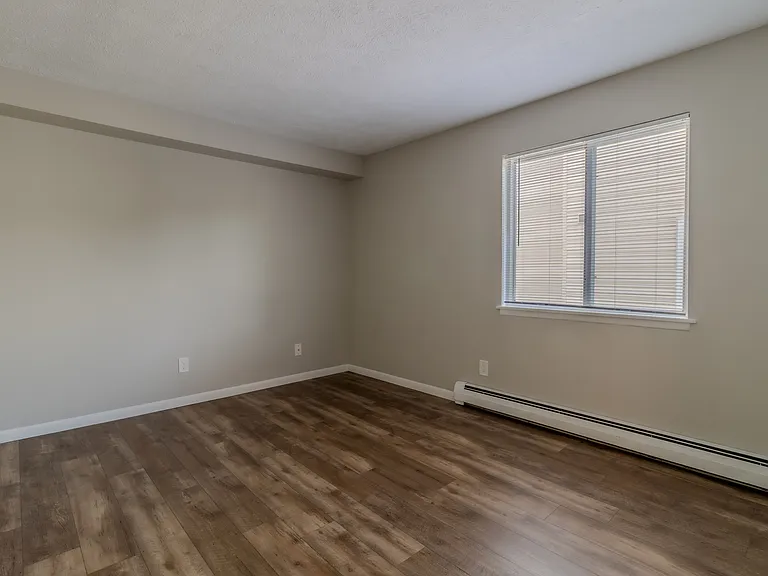 The Tides 1510 Veterans Dr — Photo 25