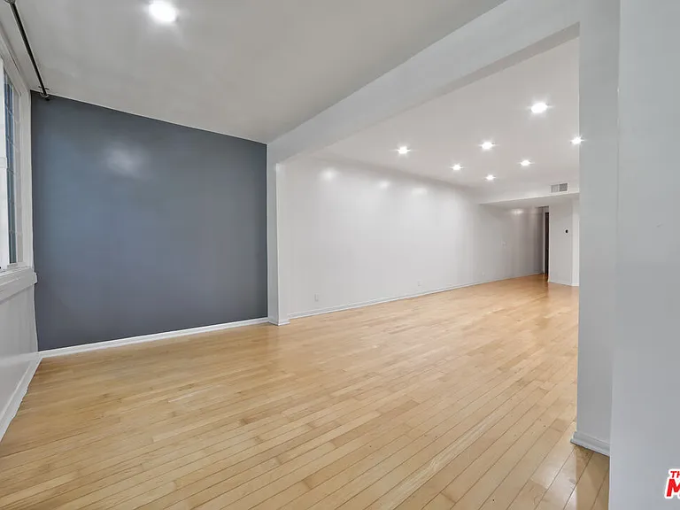 11939 Gorham Ave #105 — Photo 15