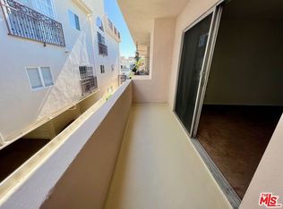 11727 Mayfield Ave APT 7, Los Angeles, CA 90049