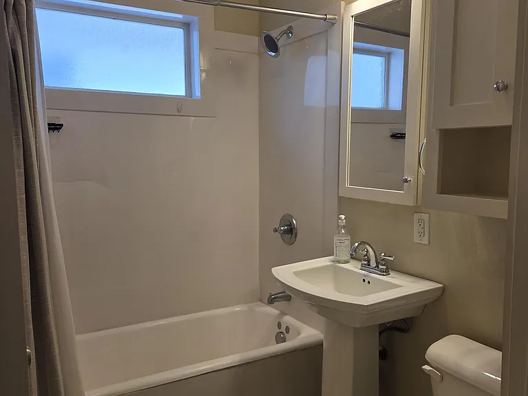 523 Orange St — Photo 7
