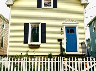 32 E Bowery St, Newport, RI 02840