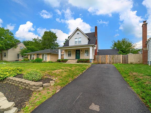 3rd image of 469 Columbian Ave