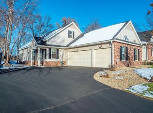 10562 Mississippi Cir N, Brooklyn Park, MN 55443