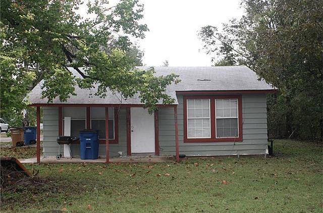 1st image of 300 E Fawnridge Dr