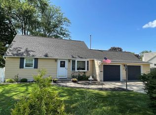 21 Alvina Blvd, Albany, NY 12203