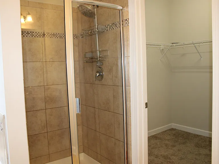 241 Vinewood Pl — Photo 37