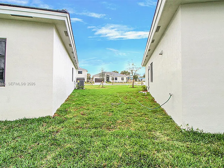 20833 SW 96th Ter — Photo 25