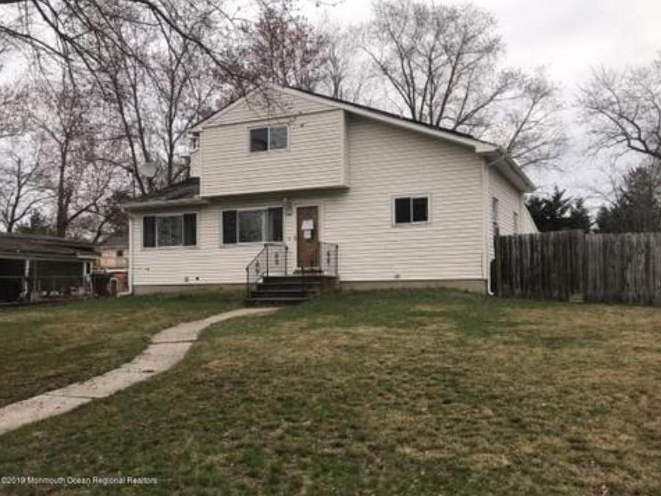 1st image of 639 Vaughn Ave