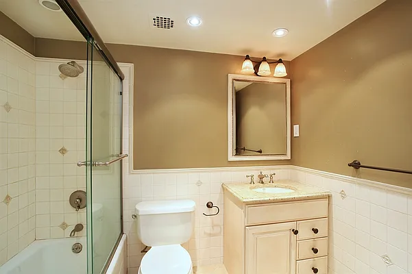 Sold by Corcoran | media 3