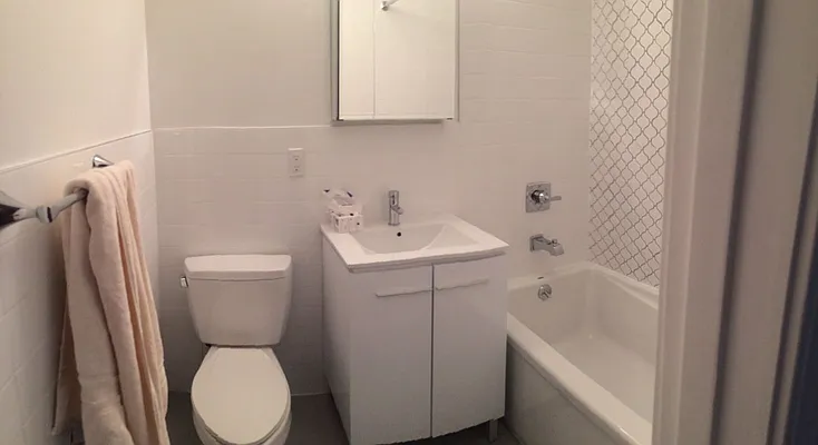 Rented by Mdays Realty | media 22