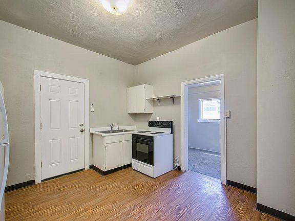 5th image of 1315 W Jefferson St APT 7
