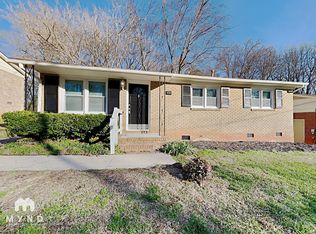 406 Edgegreen Dr, Charlotte, NC 28217