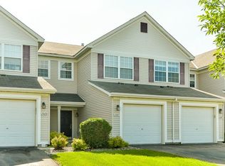1571 Countryside Dr, Shakopee, MN 55379