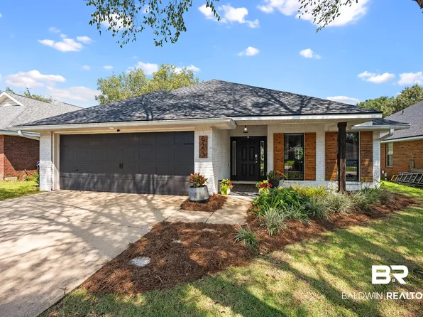 8153 Pecan Ct, Daphne, AL 36526