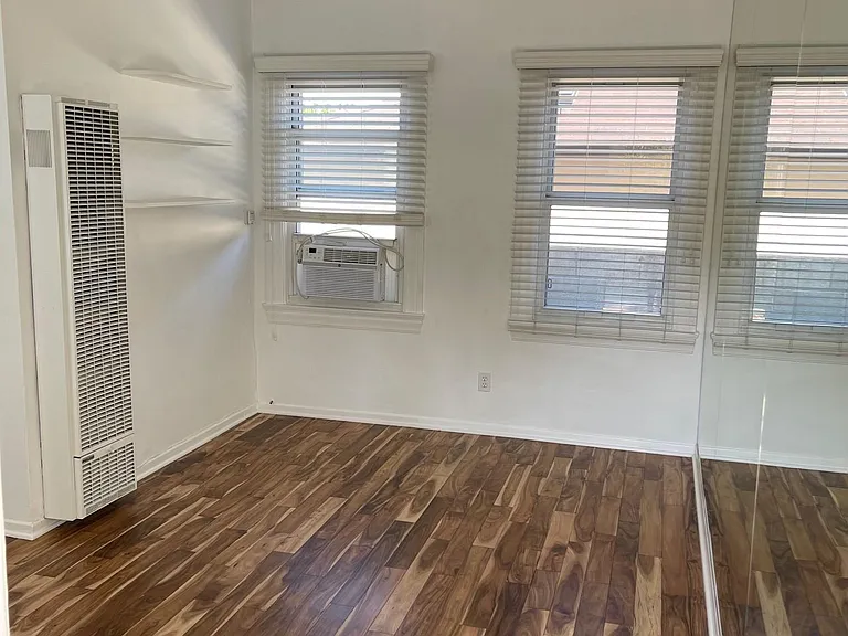 401 Waterview St #C — Photo 1