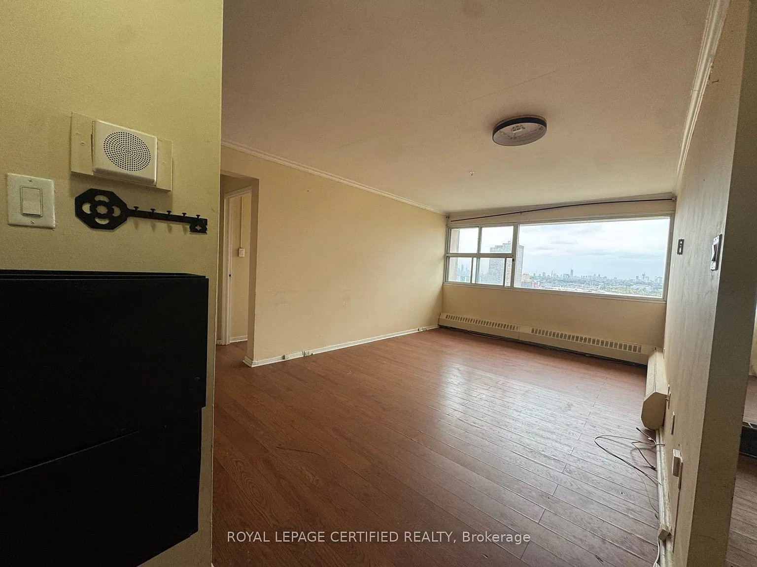 2 bed, $2,100 — Photo 4