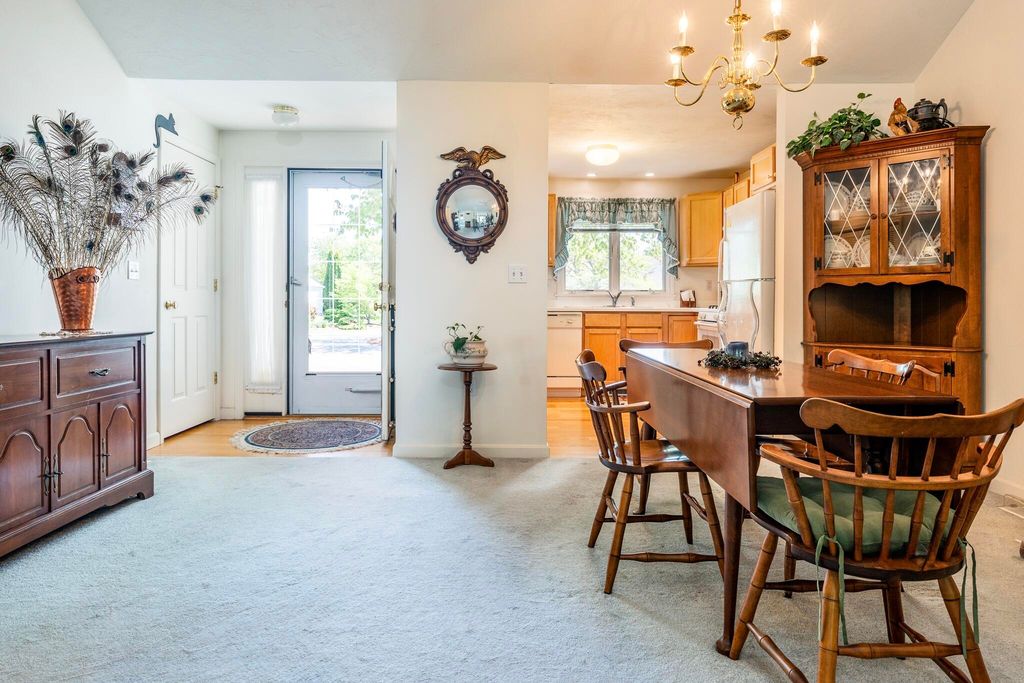 7 Masters Court, Mashpee, MA - More