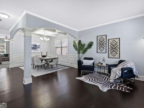3rd image of 3845 Alden Pl