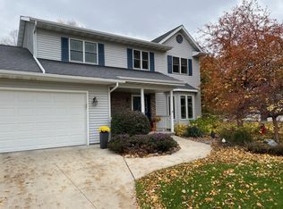 N7571 Deerpath Rd, Fond Du Lac, WI 54937