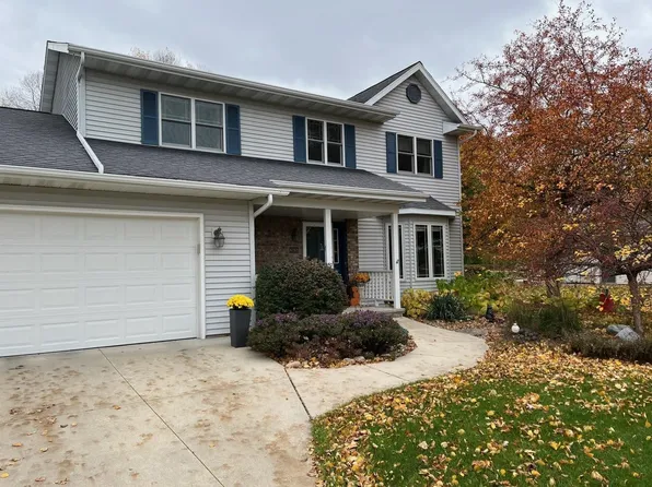 N7571 Deerpath Rd, Fond Du Lac, WI 54937