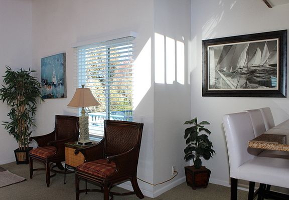 4th image of 711 Ormond Ct