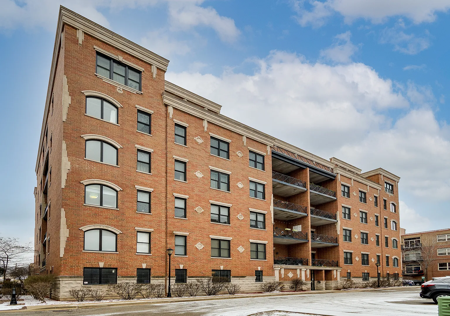 2801 N Oakley Ave APT 107, Chicago, IL 60618 | Zillow