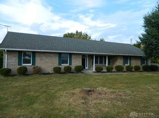 2450 Arthur Rd, Springfield, OH 45502