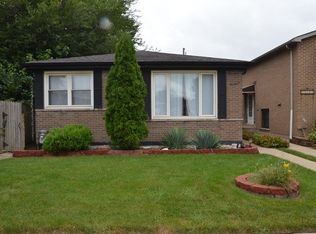 12716 S Manistee Ave, Chicago, IL