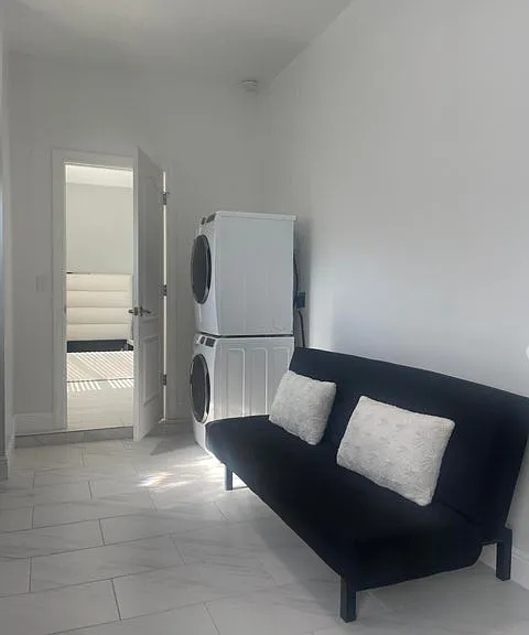 798 SW Abraham Ave #1 — Photo 11
